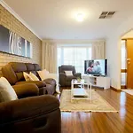 2 Bedroom Villa In Tullamarine 5 Min To Airport