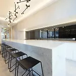 Hfn Melbourne Cbd Apartment