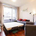 Wesley, 2Bdr Carlton Apartment