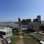 Readyset Apartments At Stadium