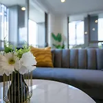 Designer 2Br With Carpark Monash Uni@Caulfield