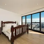 Prima Pearl 58 Southbank
