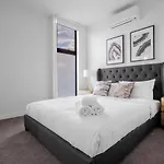 Delightful Townhouse Stay@Moonee Ponds + Parking