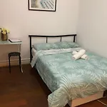 Melbourne Short Stay - Caulfield Station, Monash Uni