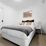 Hawthorn Elegant Lifestyle 1 Bedroom Apartment