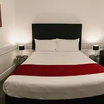 Melbourne Kew Central Apartments Official