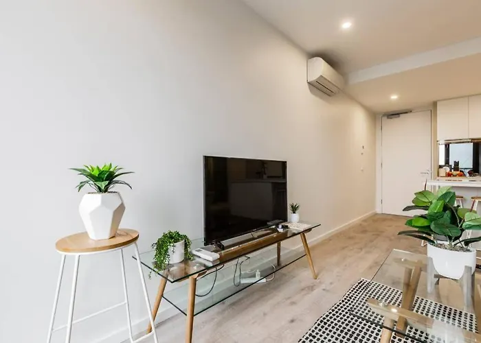 1Br Stunning City View! Close To Unimelb Southbank