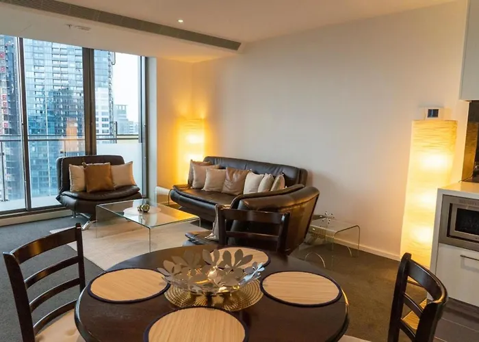 2 Bedroom Apartment With City Views