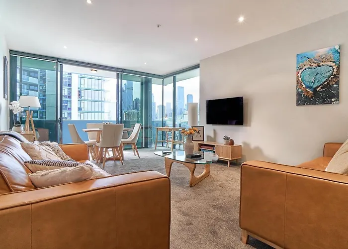 Lifestyle 2Bed, 2Bath Apartment, Parking & Pool