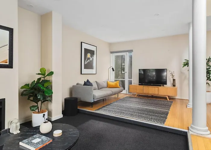 Boutique Stays - Roxys Place