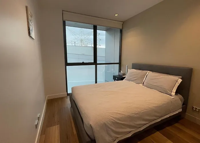 Docklands Luxury Penthouse Right Above The District Docklands