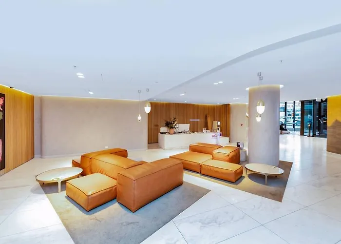 Convenient Location 1 Bedroom Apt In Cbd#2913