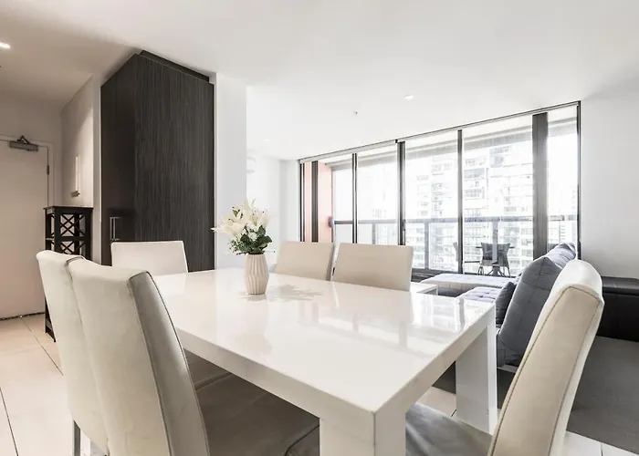 ◈Melbourne Cbd 2Br 2Bth Apt Indoor Pool & Balcony◈