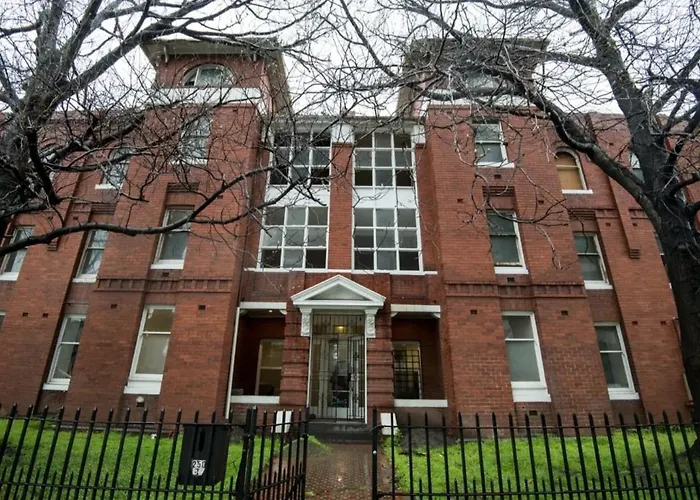 Fawkner Mansions Heritage Hotel