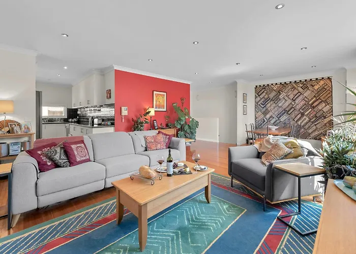 Staycentral - Tranquil Spacious Townhouse