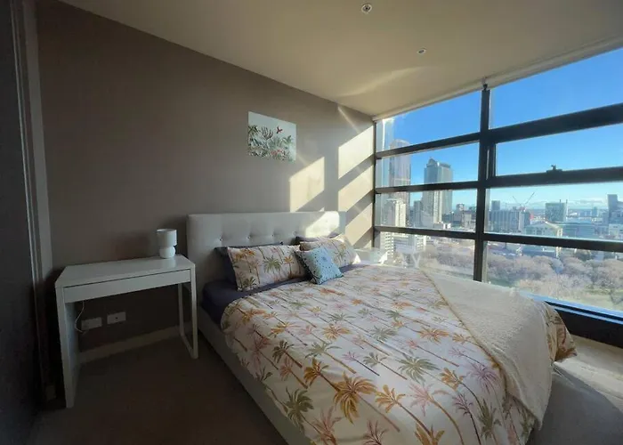 Melbcbd Central 1Br1Bth Gympool Nye Fireworks View