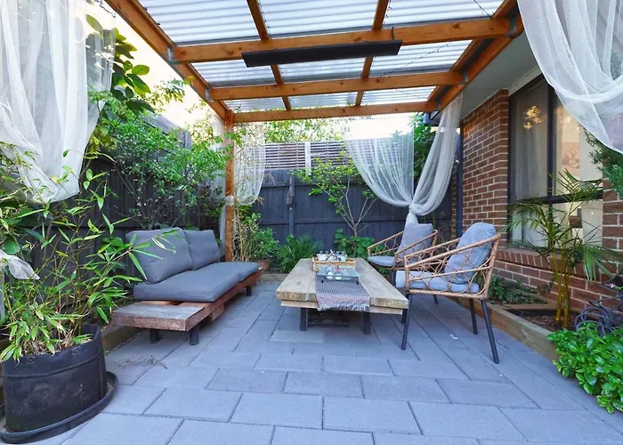 Fawkner Modern 3Br House Netflix Wifi Parking