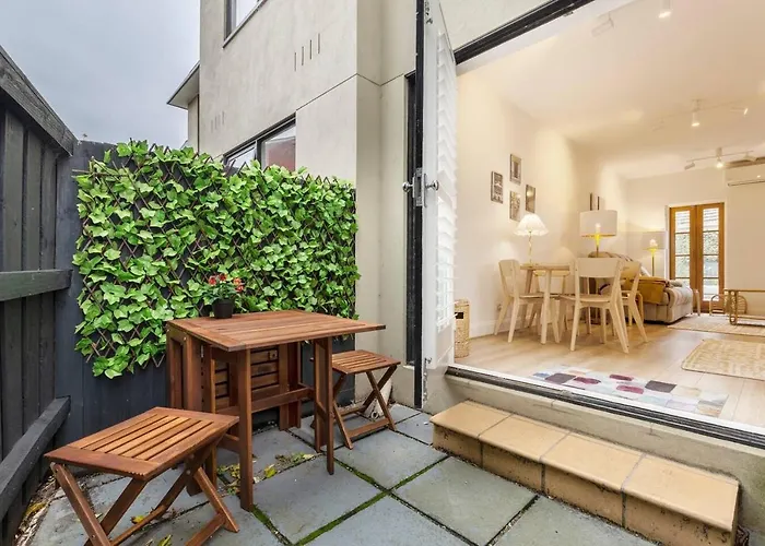 La Maison - Parisian Charm Moments From High Street