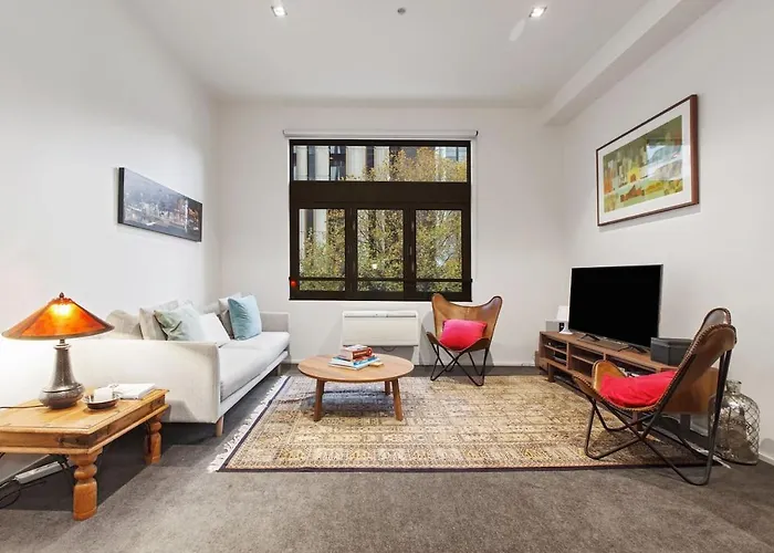 The Nook - A Prime Location To Explore Melbourne