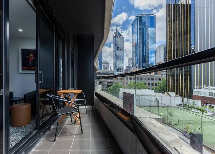 Katherine Place - Modern And Central Balcony Pad