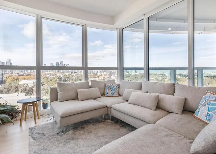 \'The Fawn\' Relish In Sub-Penthouse Panorama