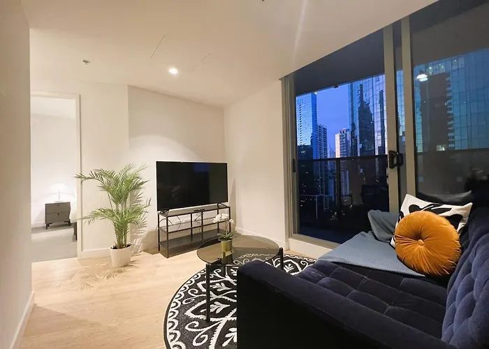 2Br 2 Bath, Balcony, City View, Southbank