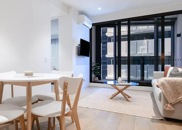 Contemporary Ease - Streamlined South Yarra Living