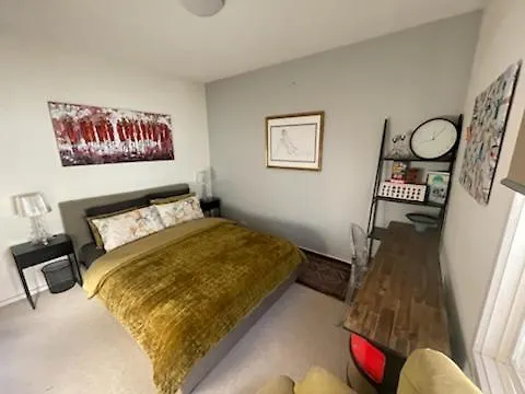 Theavenue3181