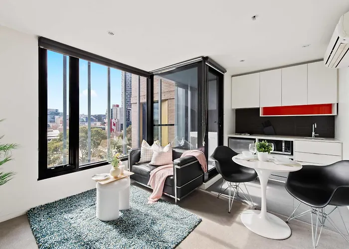 A Comfy Apt Right Next To Queen Victoria Market