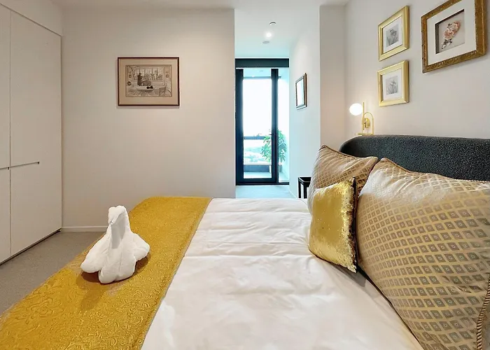 84 Floor/Splendid View/Free Car Park/3B/Near Crown