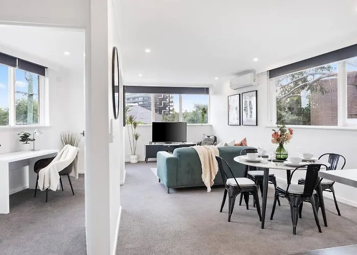 Charnwood 2Br: Homely Haven