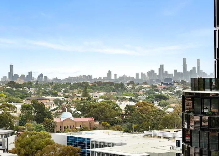 Convenient Located 1 Bedroom Apartment In Hawthorn