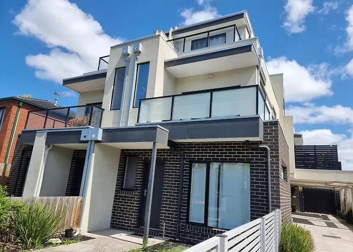 Rosie Townhouse At Gordon - Prime Location