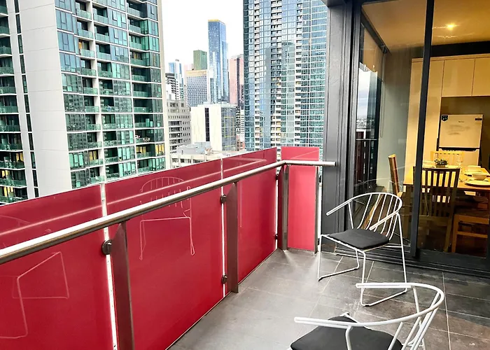 Readyset Apartments At Manhattan