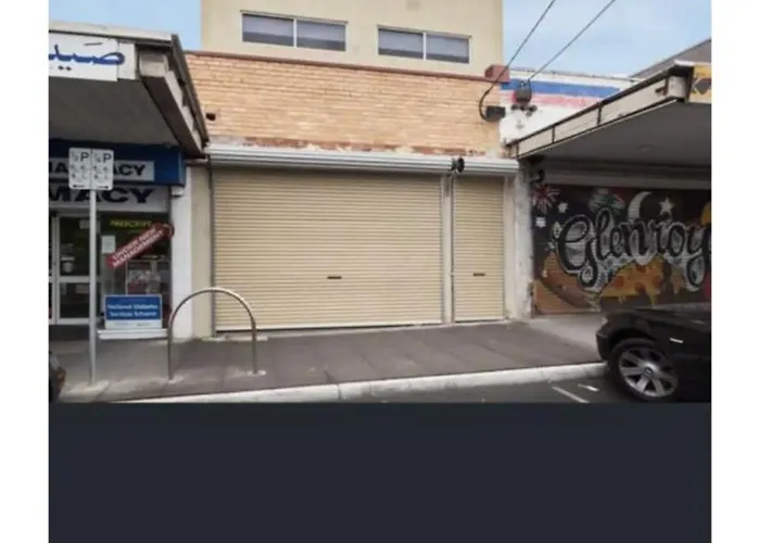 One Bedroom Apartment In Local Shopping Mall
