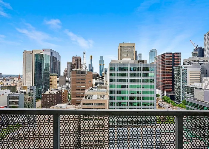 Luxe Lonsdale - Your City Retreat In Melbourne