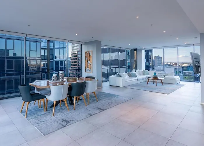 Perfect 4 Bedroom Penthouse Close To Casino