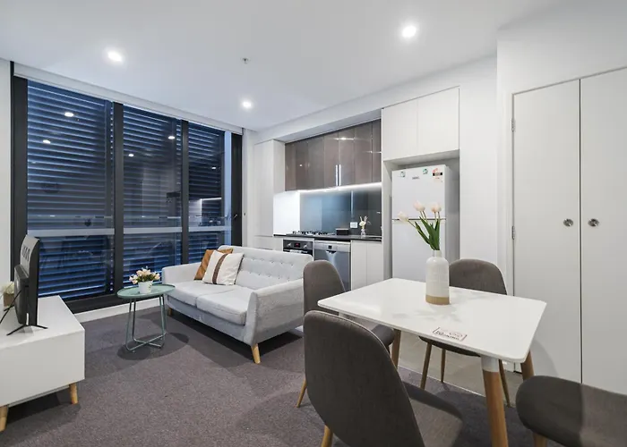 Delicate One Bed Room Footscray With Pool&Gym