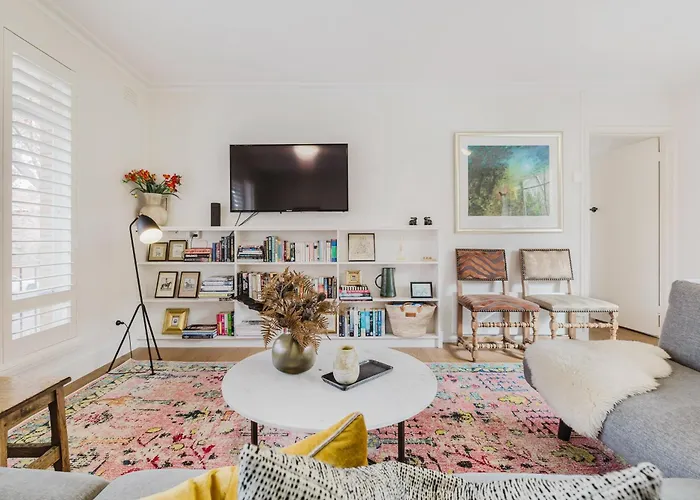 Vaquay Sonnet In South Yarra