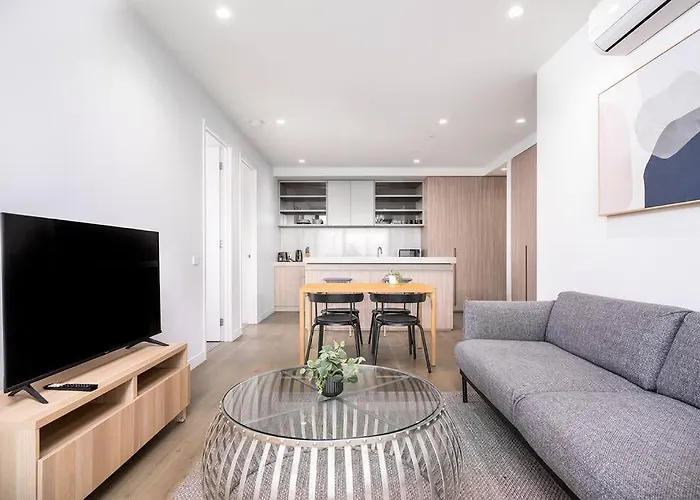 1206 Nine Elm - Port Melbourne