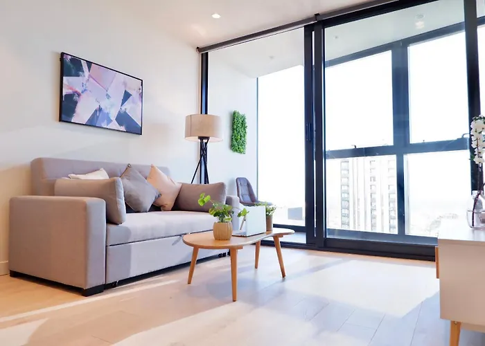 #5909 Infinity Heights Central Luxury 3-Bedroom Condo With Heated Pool & Gym