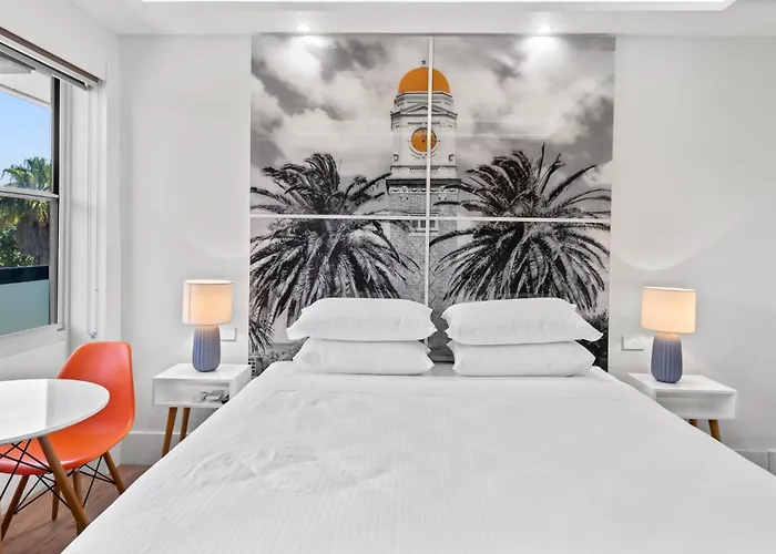 Tranquil Urban Escape In St Kilda