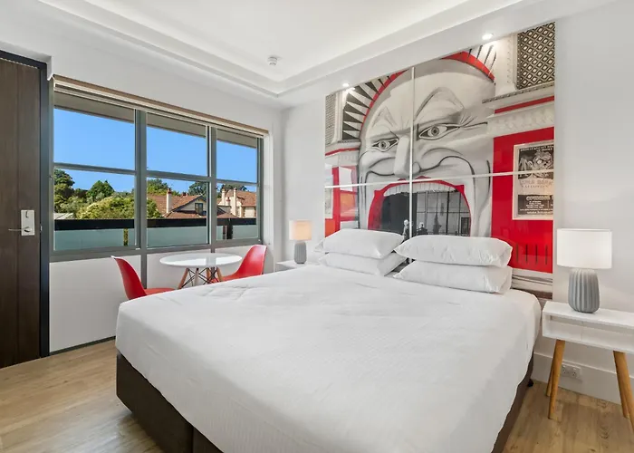 Charming St Kilda Studio With Parking