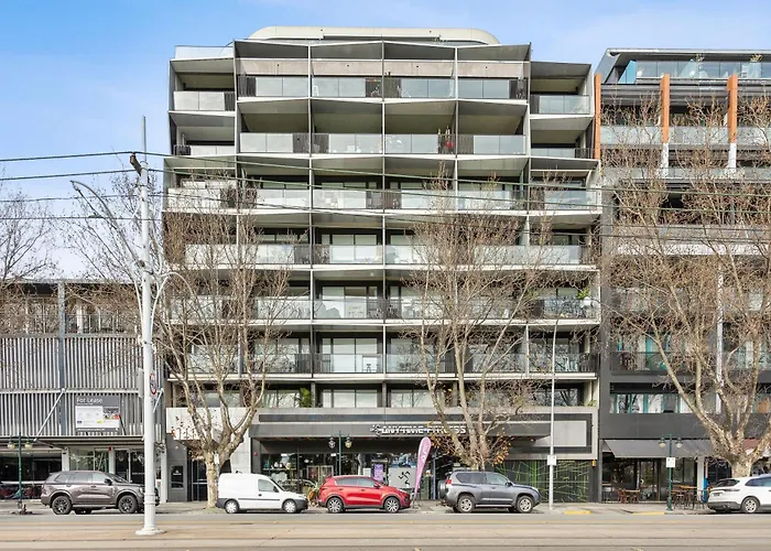 Complete Host Halo Apartments