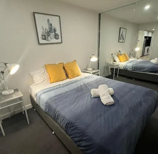 In1103- 1 Bedroom Modern Apartment In Vibrant Southbank