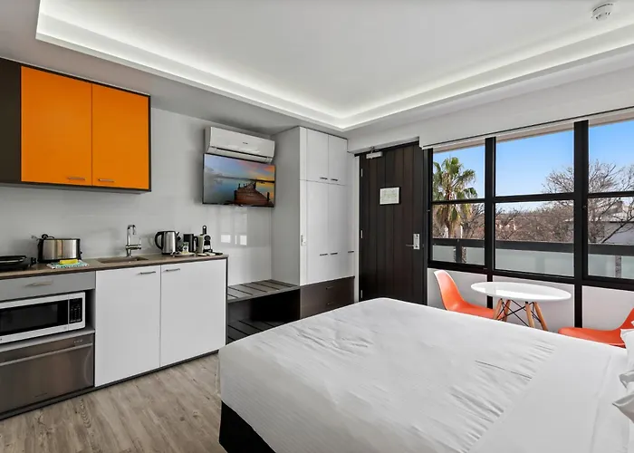 Studio Retreat Near Iconic St Kilda Beach