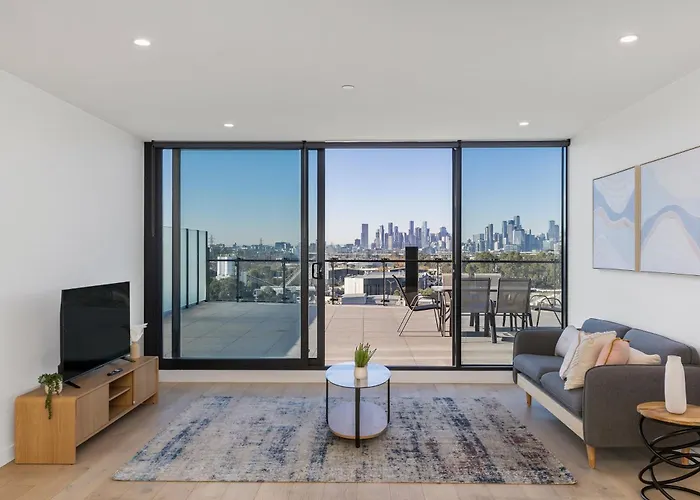 Stunning River & City Views And Huge Balcony!