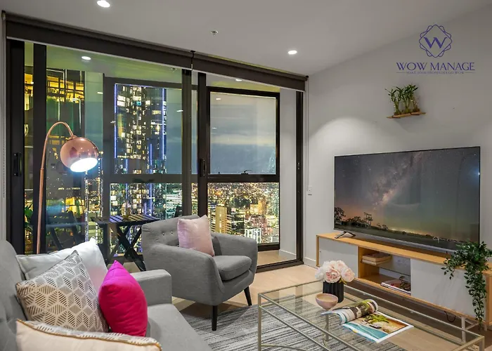Wow Apartment On Eq Tower