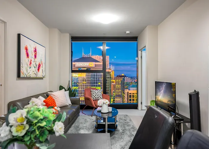 Wow Apartment On Collins 2