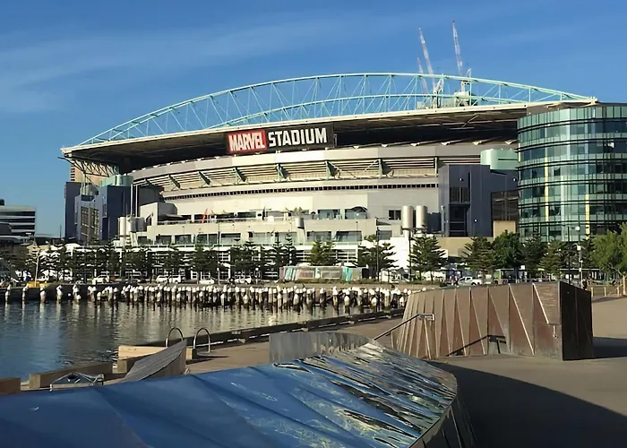 Downtown Delight Experience Melbourne In Style